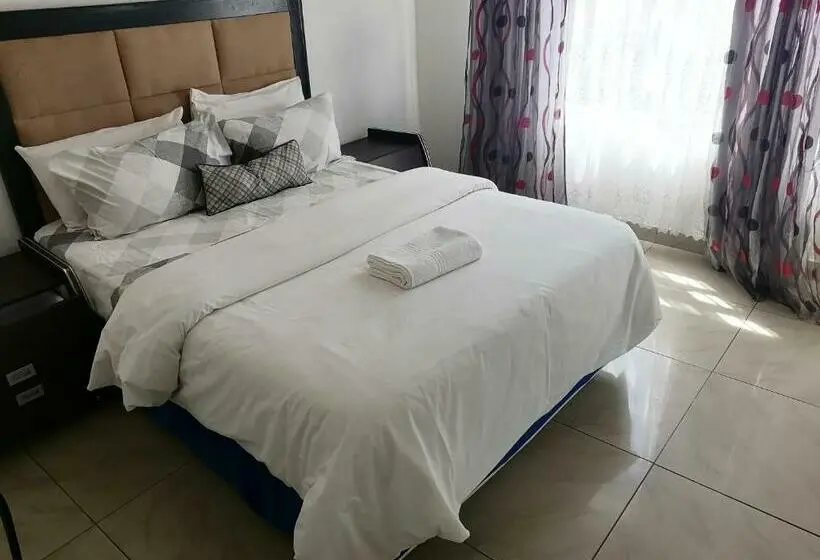 ファミリールーム, Franchise Benoni Guest House