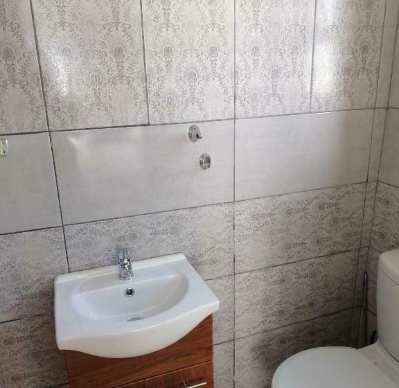 Семейный Номер, Franchise Benoni Guest House