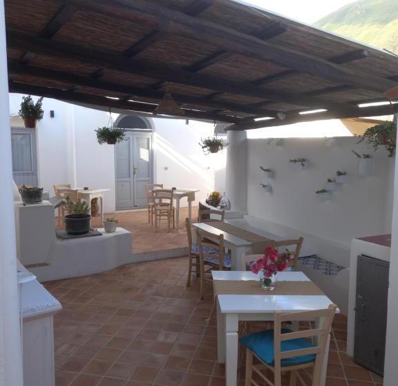 Standard Neljän Hengen Huone, La Casa Di Zeffiro