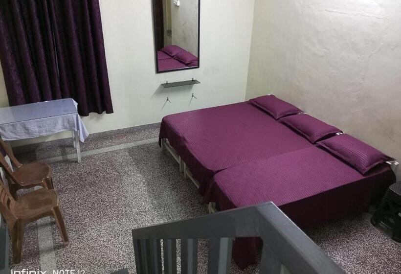 이코노미 트리플 룸, Omkara Residency Only For Indians