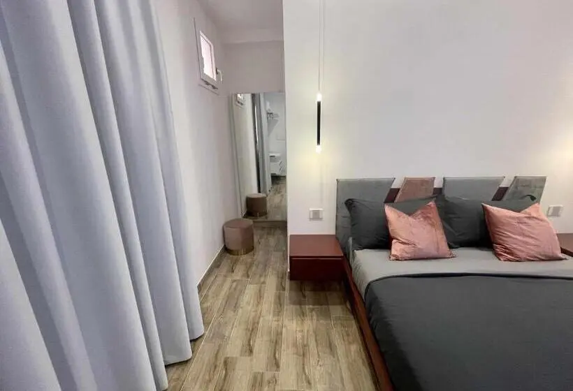 اتاق لوکس, B&b Altomare