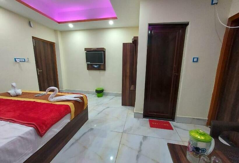 Quarto Deluxe com Sacada, Iconic Hotel Digha