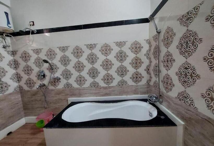 غرفة ديلوكس عائلية, Iconic Hotel Digha