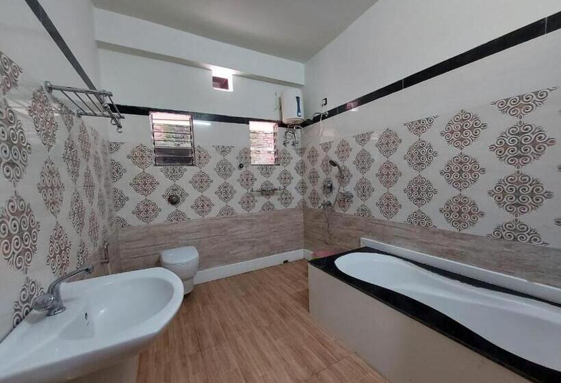 غرفة ديلوكس عائلية, Iconic Hotel Digha