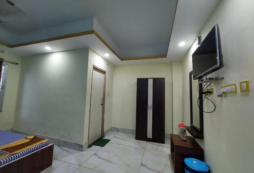 Quarto Estandar Primeiro Andar, Iconic Hotel Digha