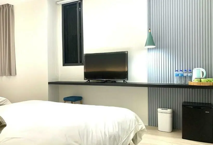 اتاق استاندارد چهار تخته, Jabez Homestay