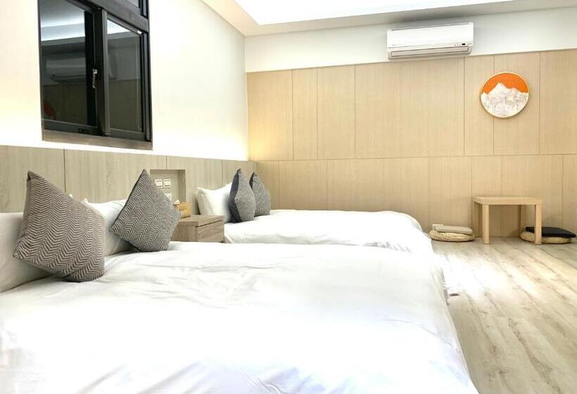 اتاق استاندارد چهار تخته, Jabez Homestay