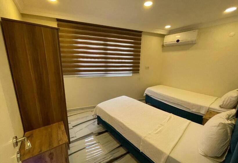 舒适三人间, Garden Butik & Apart Hotel Akbük