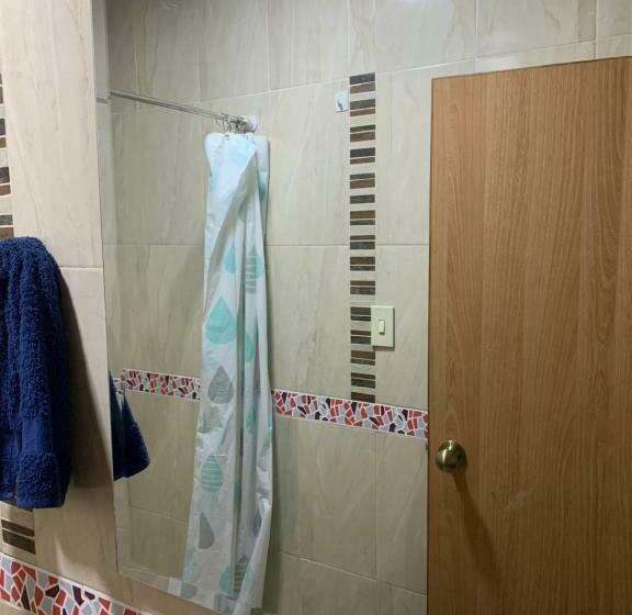 标准间, Bogotá Kings 101