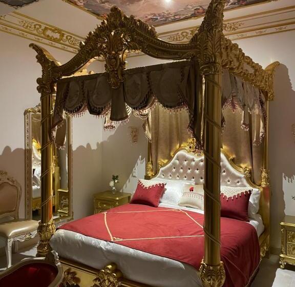 סוויטה משפחתית, Suite Impériale église Du Couvent