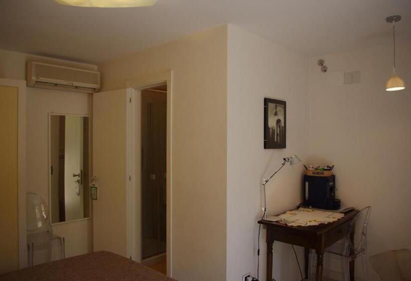 Номер Стандарт, La Piccola Locanda