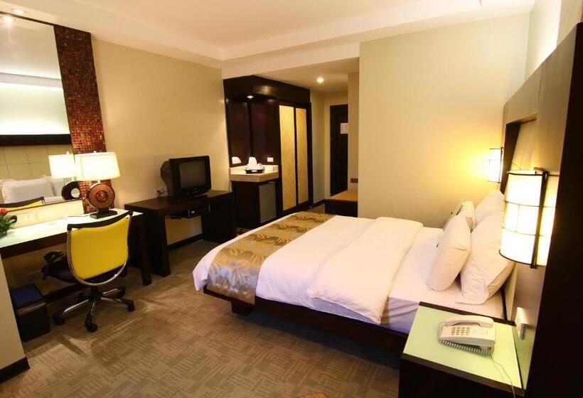 豪华房间, Circle Inn Hotel And Suites Bacolod