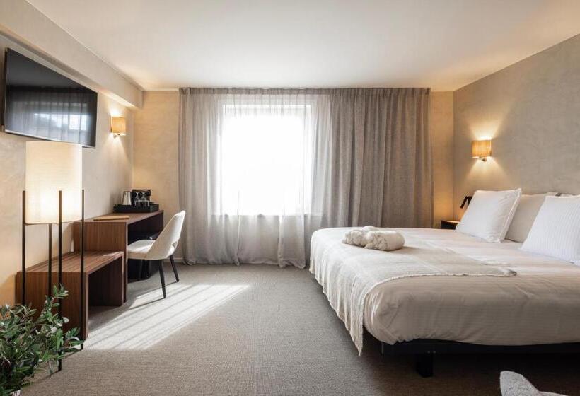 インサイドのスーペリアルーム, Beach Palace