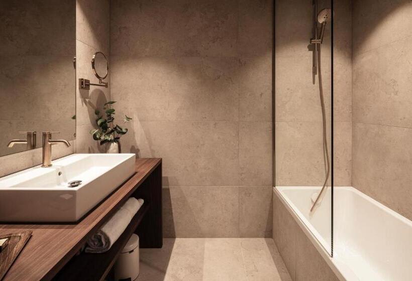 スタンダードトリプルルーム, Beach Palace