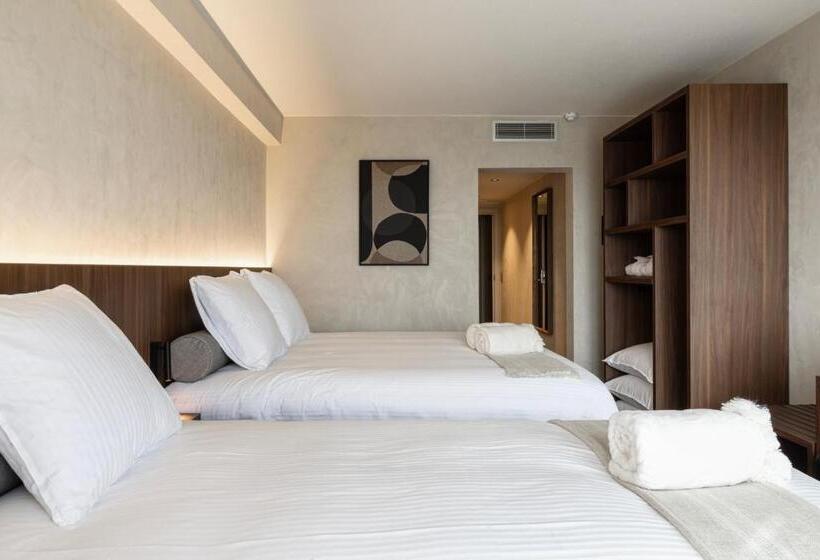 スタンダードトリプルルーム, Beach Palace