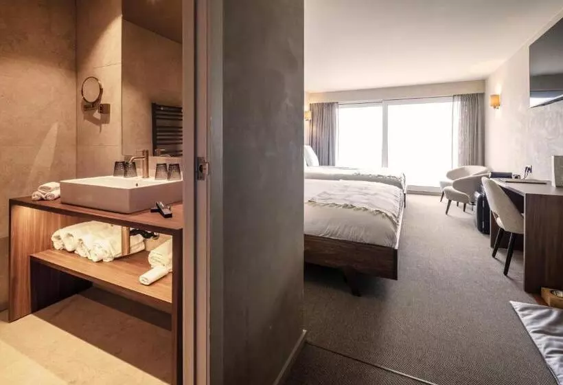 景色の見えるスタンダード4人部屋, Beach Palace