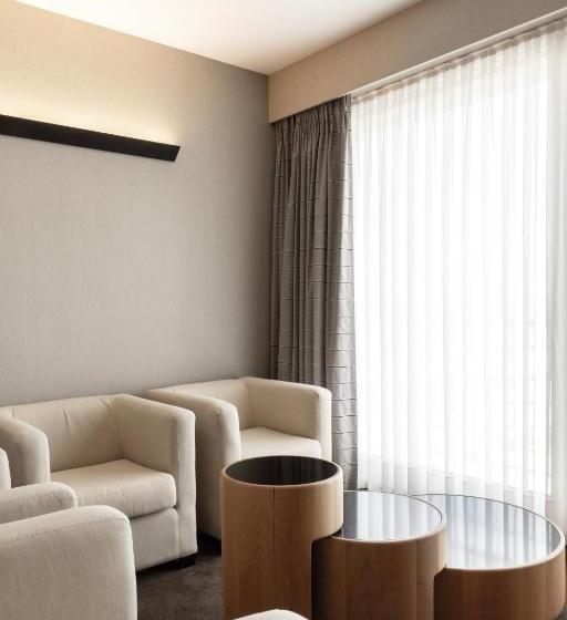 オーシャンビュースイート, Beach Palace