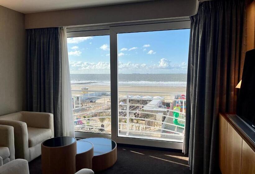 海景套房, Beach Palace