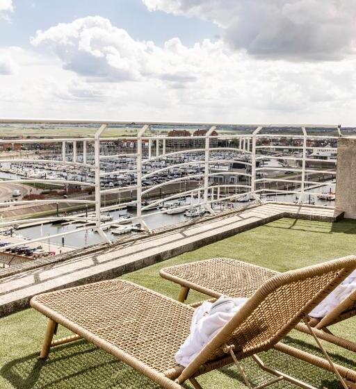 スイート, Beach Palace