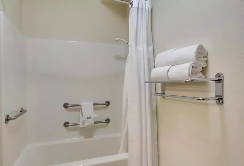 Sviitti Liikuntarajoitteisille, Best Western Liberty Inn Dupont Jblm