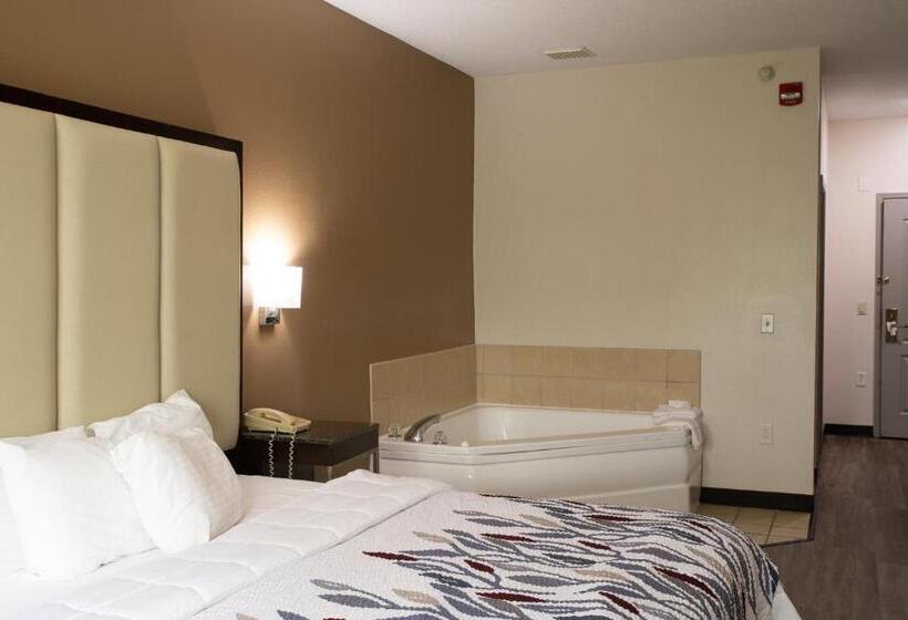 جناح مزود بجاكوزى, Blisspoint Inn & Suites Marion