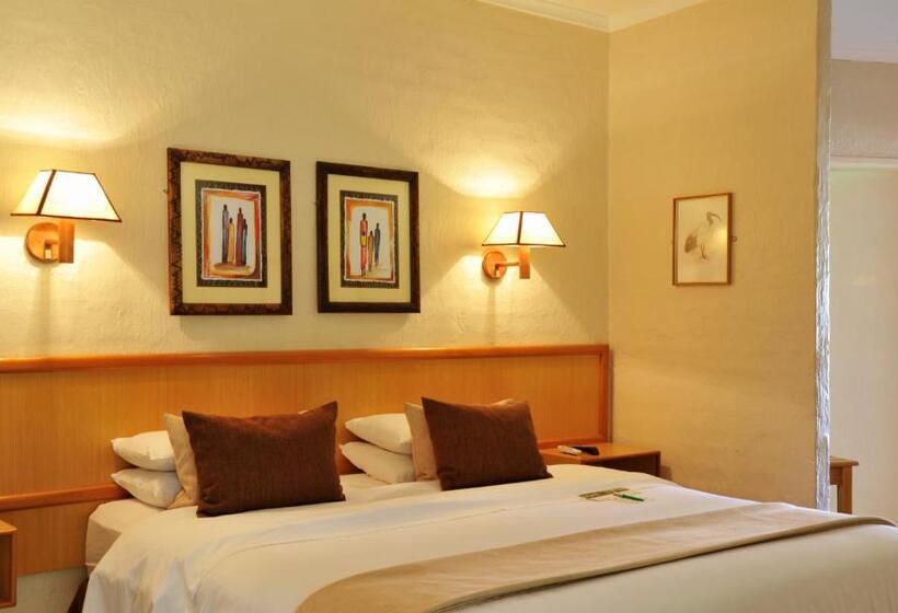 Quarto Deluxe, Cresta Marang Gardens