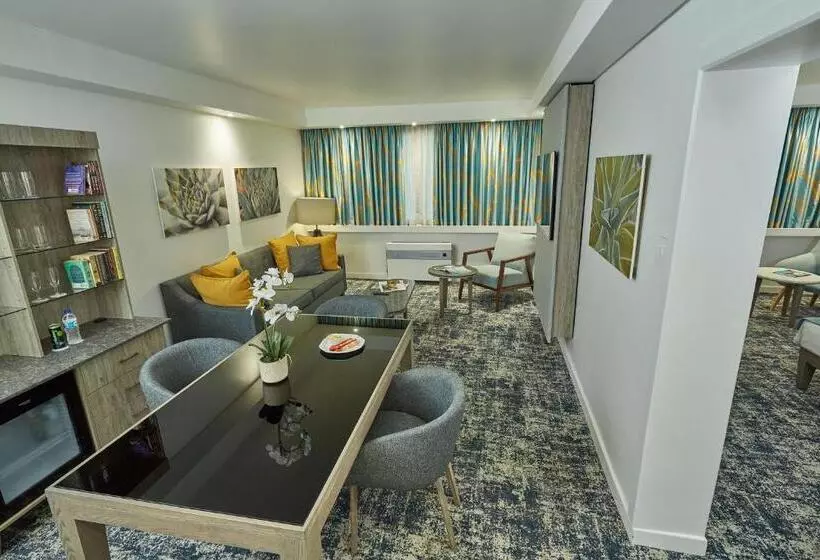 سوییت, Garden Court Mthatha