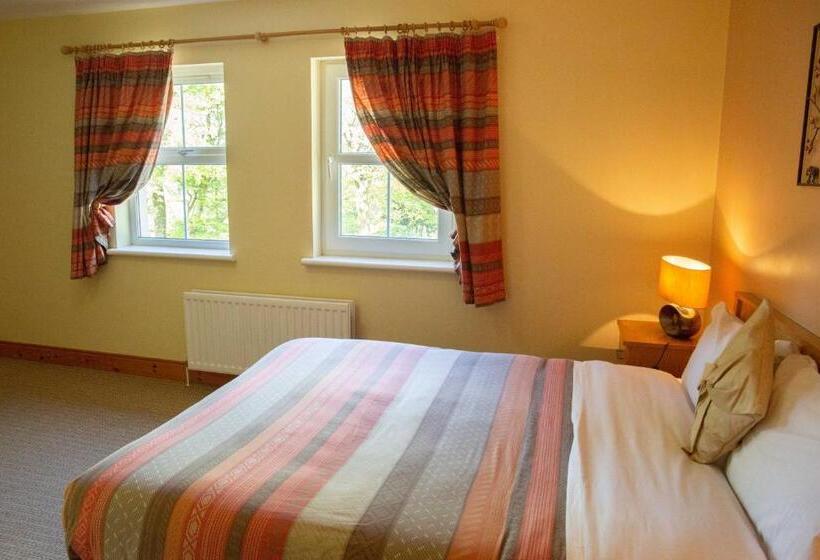 חדר סטנדרט, Groarty House/manor