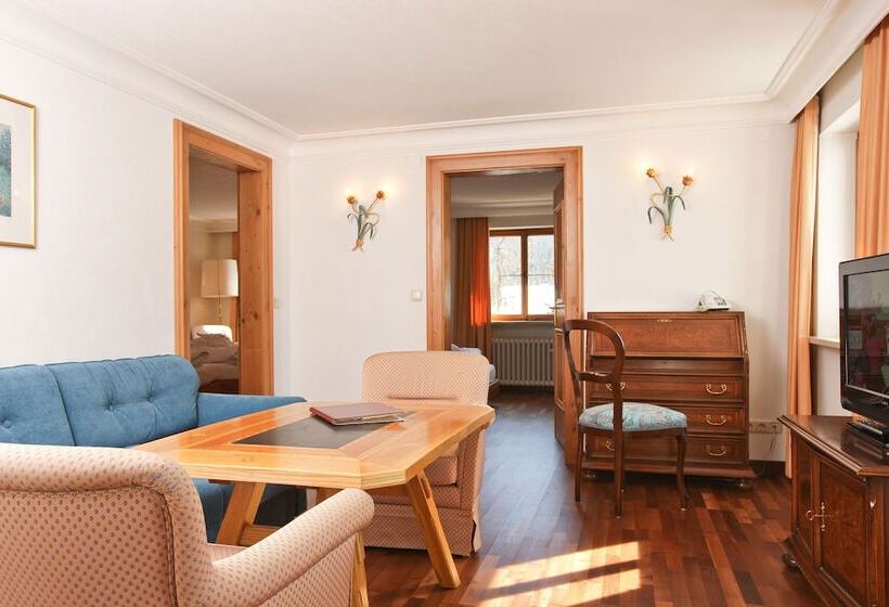 סוויטה משפחתית, Hinterwies – Ski In / Lodge / Dine