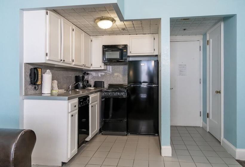 جناح, Legacy Vacation Resorts   Brigantine Beach