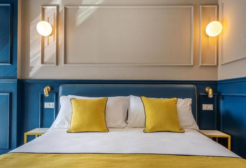 标准单人间, Mary