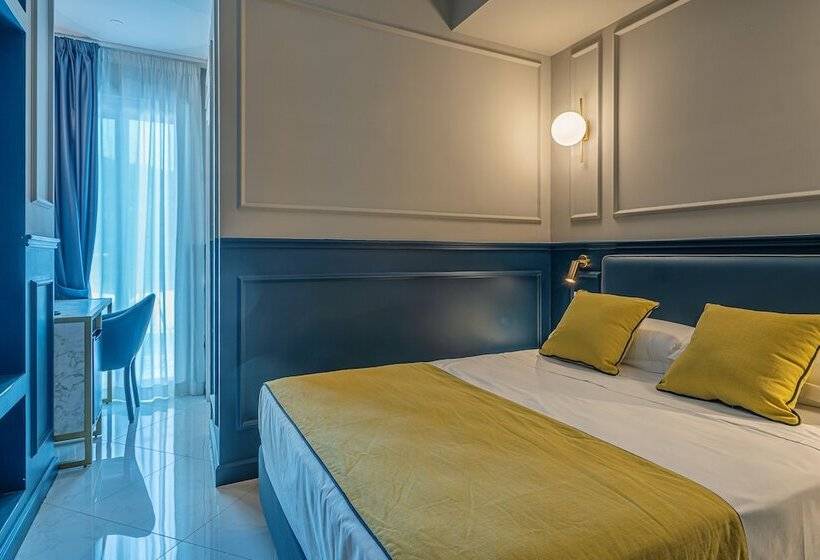 标准单人间, Mary