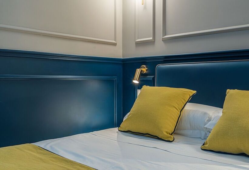 标准单人间, Mary