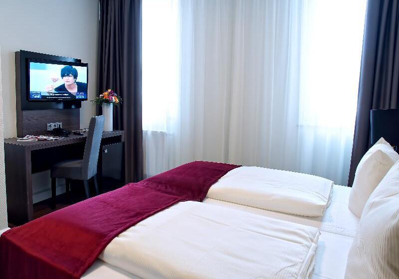 اتاق استاندارد سه نفره, Milbor