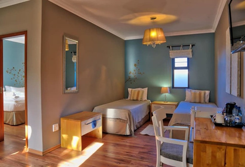 اتاق خانوادگی, Namib Guesthouse