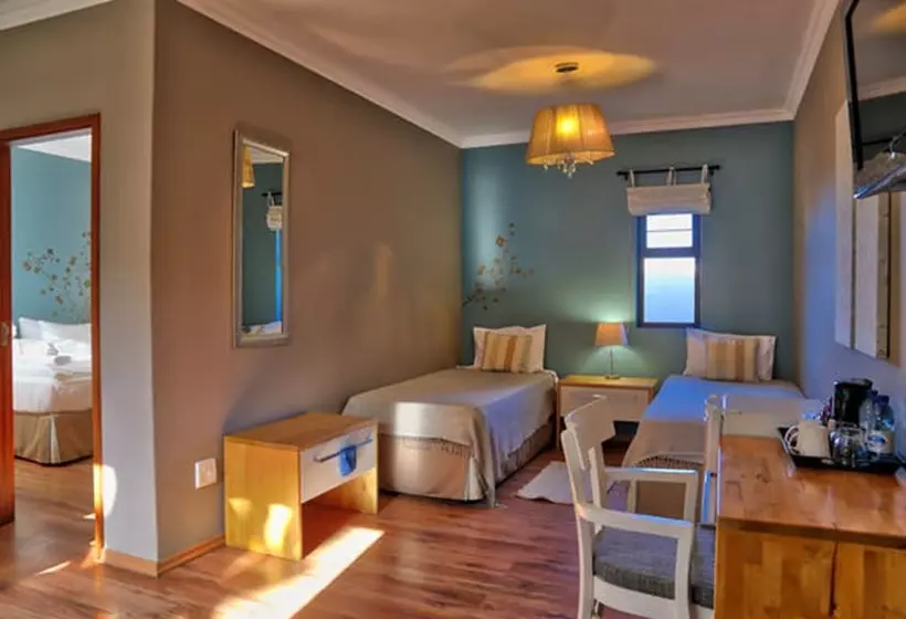 اتاق خانوادگی, Namib Guesthouse