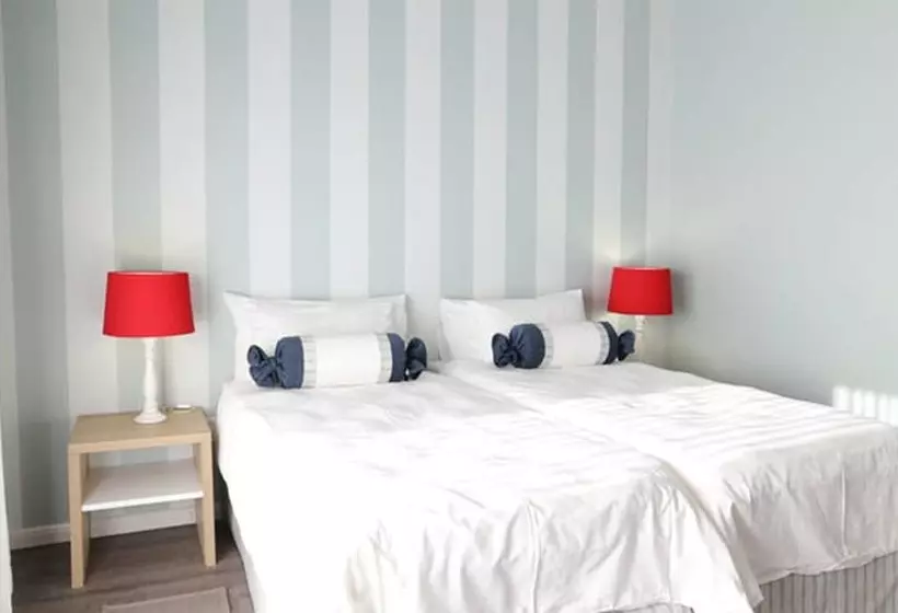 اتاق لوکس, Namib Guesthouse