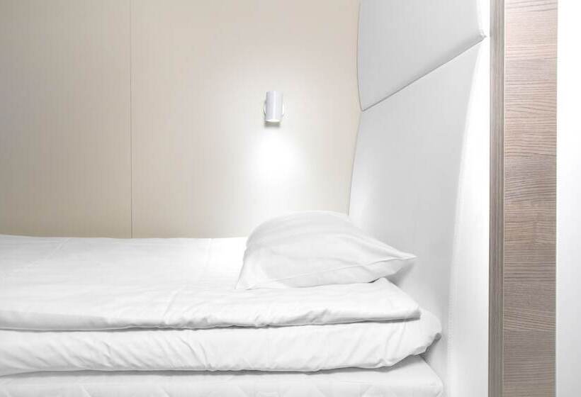 غرفة قياسية فردية, Omena Hotel Helsinki Lönnrotinkatu