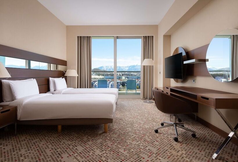 Номер Стандарт Вид на Горы, Radisson Blu Resort & Congress Centre Sochi