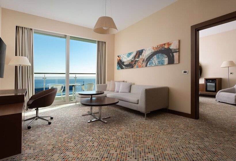 Семейный Номер Вид на Море, Radisson Blu Resort & Congress Centre Sochi