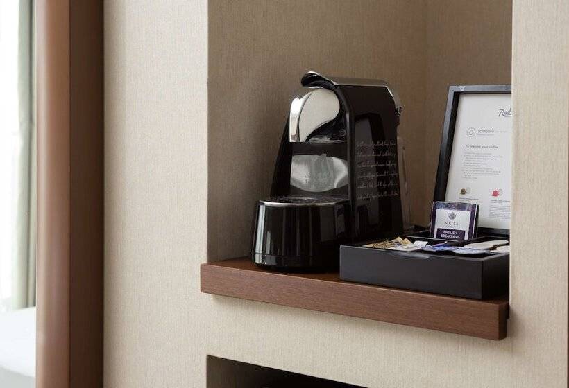 سوئیت جونیور با چشم‌انداز کوهستان, Radisson Blu Resort & Congress Centre Sochi