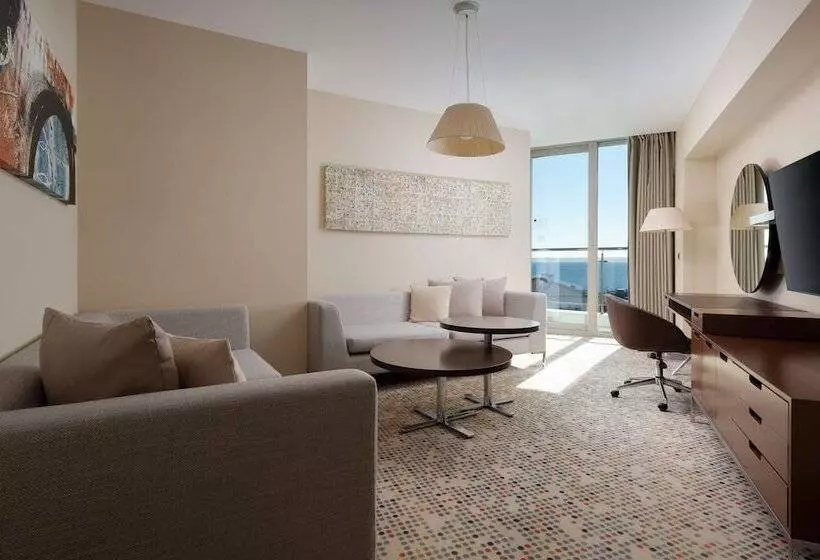 オーシャンビュージュニアスイート, Radisson Blu Resort & Congress Centre Sochi