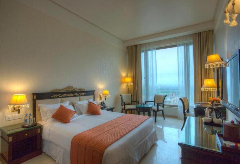 Номер Superior, Royal Tulip Navi Mumbai