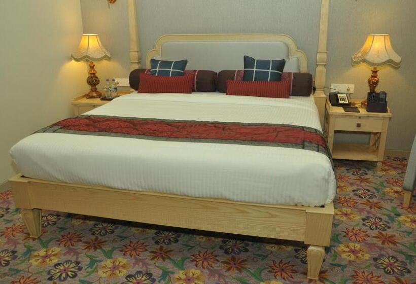 غرفة بريميوم, Royal Tulip Navi Mumbai