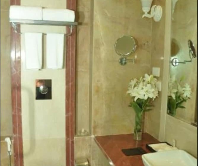 غرفة بريميوم, Royal Tulip Navi Mumbai