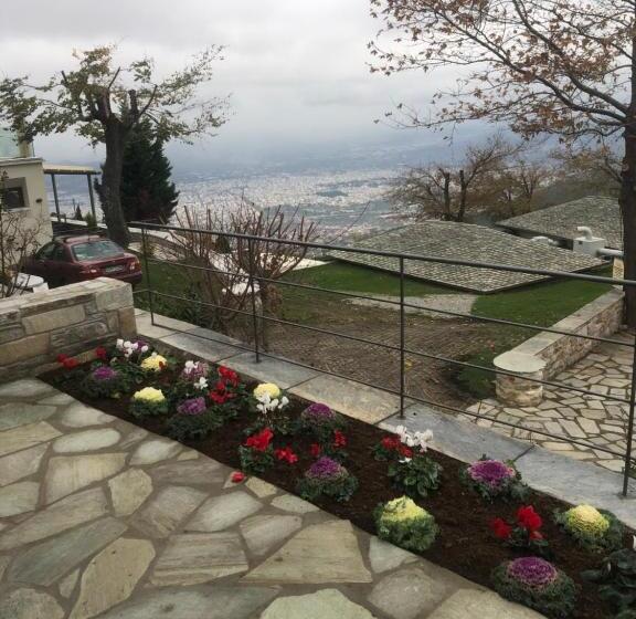 Люкс с гидромассажем, Valeni Boutique Hotel & Spa