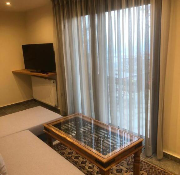 סוויטה עם ג'קוזי, Valeni Boutique Hotel & Spa