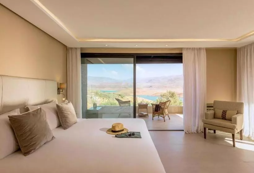スリーベッドルーム　ヴィラ, Widiane Resort