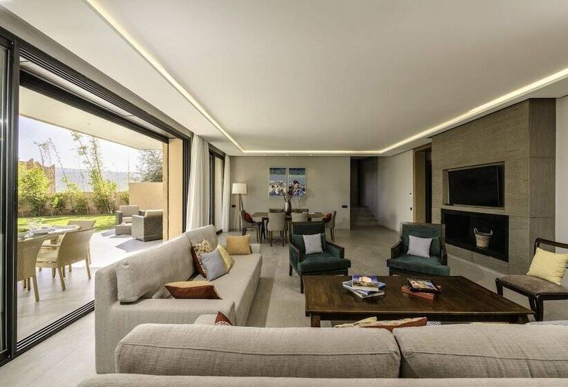 Вилла 3 Спальни, Widiane Resort