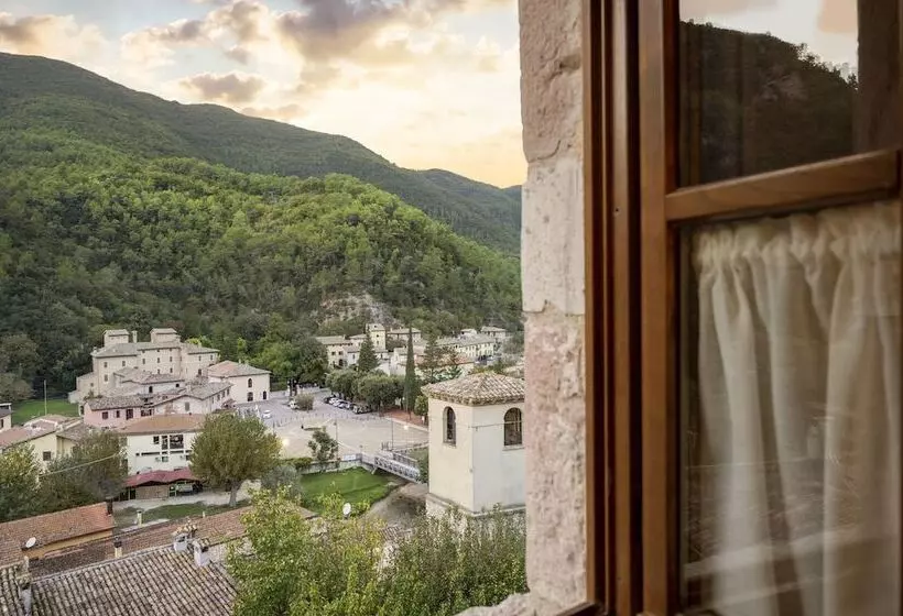 デラックスルーム, Torre Del Nera Albergo Diffuso & Spa